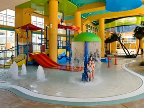 Splash Beach Resort by Panhandle Getaways - Image 3