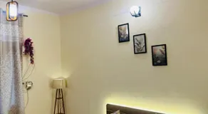 Cozy Corner Stays - Image 5