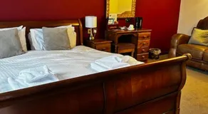 The Fountain Inn Tenbury Wells - Image 2