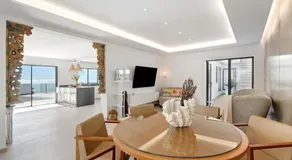 Ferienvilla 'Alba House' mit Meerblick, Privatem Pool und WLAN - Image 2