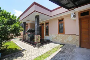 OYO 91777 Kemuning Guesthouse - Image 3