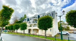 Chaleureux deux pièce coeur de ville avec parking privé - Image 4