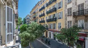 "Le Zen" by EnjoyNice, central spacious apartment with Airco, beach at 10 min - Image 3
