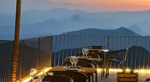 Santuari Mare de Déu Del Mont Restaurant-Hostatgería - Image 3