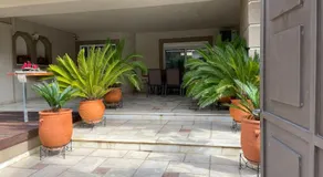 Triptolemus Stay Inn - Image 3
