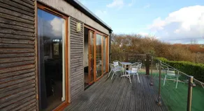 Waves Guest Suites - Image 5