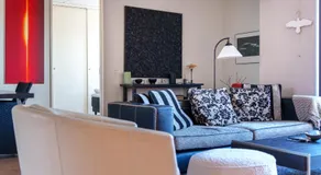 Modern Apartment with Balcony near Tivoli & Metro - Image 2