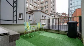 Center of Antwerp - Fully Renovated - Private Indoor Parking - Image 4