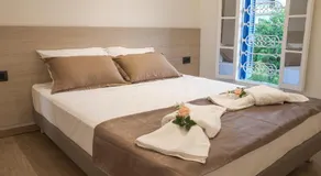Danai House - Image 2