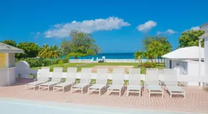 Allamanda Beach Hotel - Image 4