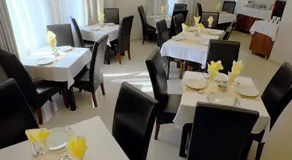 Vácz Hotel - Image 5