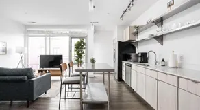 CozySuites at 747 Apts - Image 2