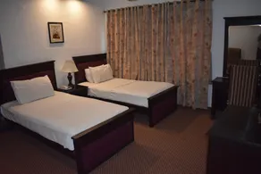 Elysium 99 Guest House - Image 3