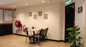 BIG M Hotel - Image 5