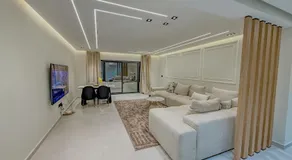 Luxury 3BR Sea View Apart Prime Location - Image 2