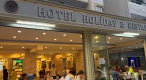 Holiday Hotel - Image 4