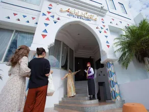 Arabian Art Hotel & Gallery - Image 2