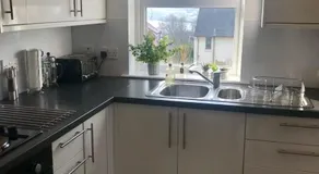 Two bedroom house in central Portree - Image 3