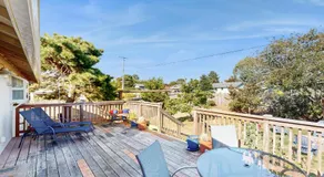 Sea Breeze Escape - Image 4