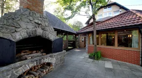 Guesthouse Zorko Gostilna Domen - Image 2