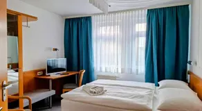Vlachos Hotel - Image 2