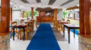 Greenfields Tourist Inn - Image 4