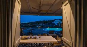 MV Serenity Villa - Image 4
