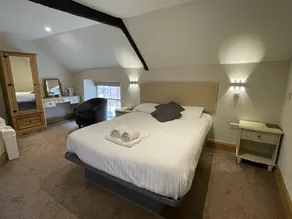 Oakham Hotel - Image 2