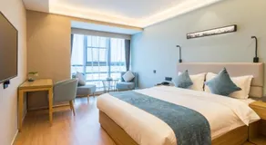 GYA Xuzhou High Speed Railway Station West Exit Station Hotel - Image 2