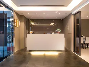 Long View Hotel - Image 2