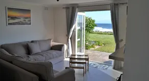 Hermanus Beach Club - Le Maree House 18 - Image 2