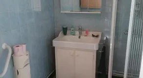 Chambre et salon indépendants chez l'habitant - Image 4