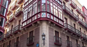 Casual Fuentes Bilbao - Image 3