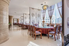 De He Hou Hotel - Image 3