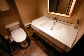 Hanting Premium Shanghai Jinyun Road Metro Station Hotel - Image 4