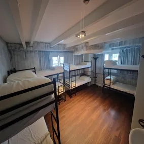 Amigo Budget Hotel - Image 2