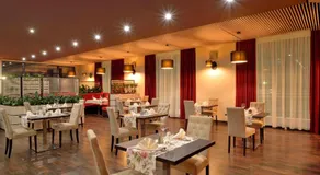 Hotel Avangarda - Image 2