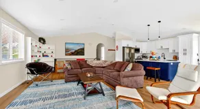 Modern Gorge Retreat Steps from River & Hiking - Image 3