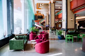 Town in Town Hotel Bangkok - Image 2