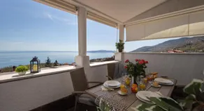 Villa Adriatic, Apartment Enio with swimming pool, panoramic sew view, free parking - Image 5