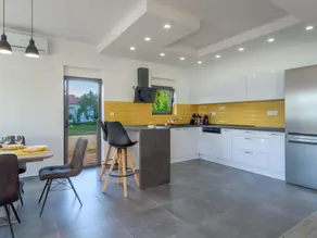 Villa in Turanj with Stunning Sea Views - Image 5