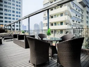 Chengdu Theme Hotel - Image 5