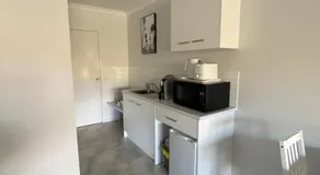 River Gardens Axedale Pet Friendly Farmstay B&B - Image 2