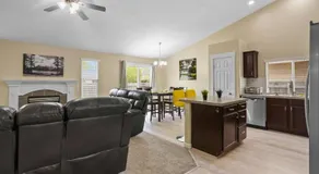 Remodeled, Charming Retreat on the City's Doorstep - Image 2