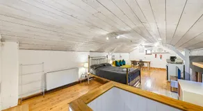 Lee Valley Lodge Upper Floor - Image 3