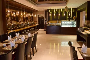 Best Plus Aurora Hotel - Image 3