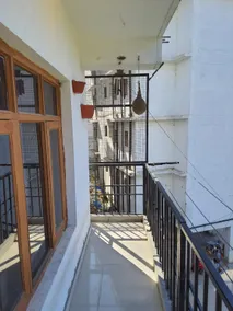 Beautiful Apartment with Serene view of hills - Image 4