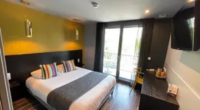 Hôtel La Fontaine Mantry - Image 2