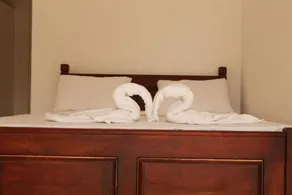 Pearl City Hotel - Image 5