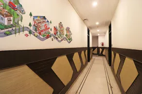 OYO 49576 Hotel Divine - Image 2